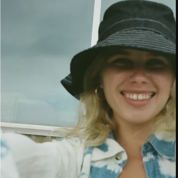 Bucket hat - Picture 1 of 2